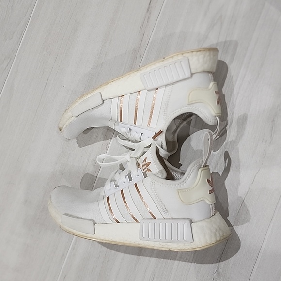 Adidas Womens NMD Cream Rose Gold Size 7 - Picture 5 of 11
